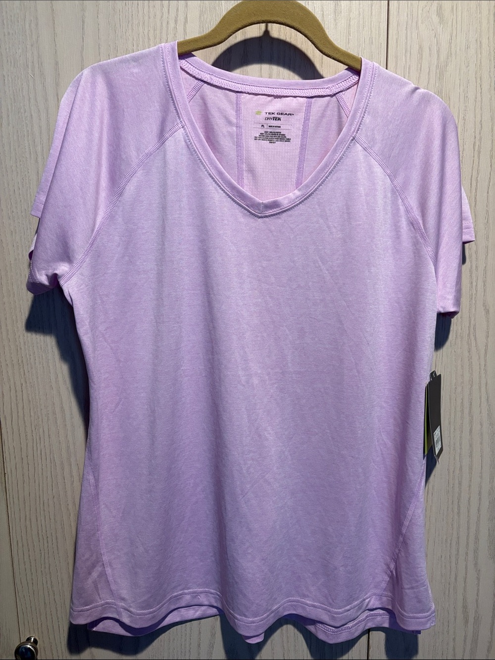tek gear Light Lavender V-Neck Short Sleeve Tee NWT